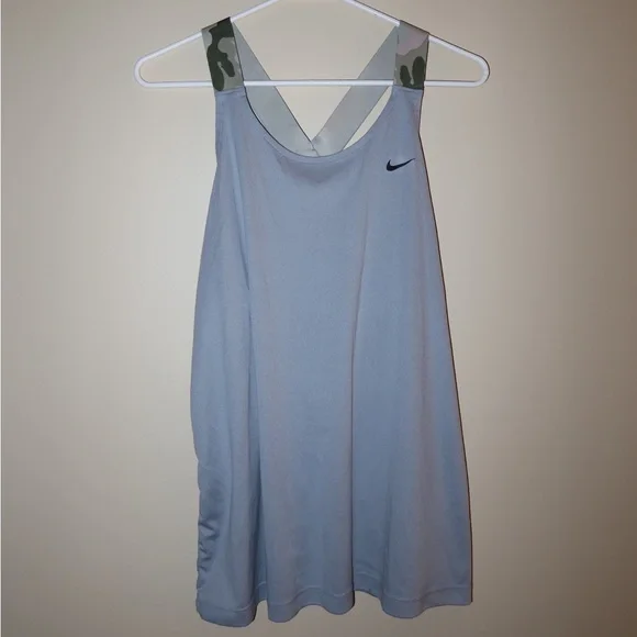 Women’s Nike Dri Fit Top - Picture 2 of 3
